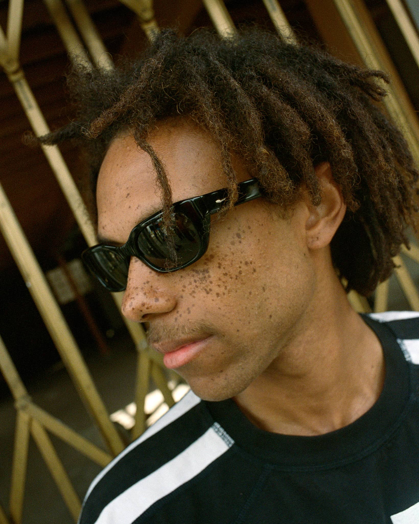 The Gothic Breeze - Black Bio Polarized